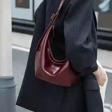 纳兰杜 潮流高颜值时尚百搭通勤实用 牛皮拼合成革 饺子包斜挎单肩包 中号 女款 多色