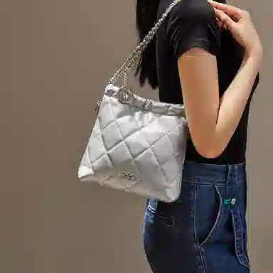 纳兰杜 休闲简约质感日常通勤时尚百搭 牛皮 单肩斜挎包 小号 女款 太空银/子夜黑/米白色