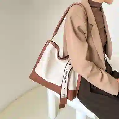 纳兰杜 单肩包女高级感大容量包包时尚女包休闲百搭设计感不撞款撞色大包 大号 女款