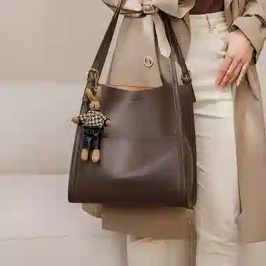 tote