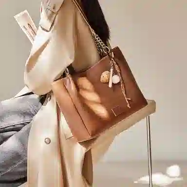 纳兰杜 休闲百搭高颜值小众高级感 牛皮拼合成革 单肩包 大号 女款 植鞣白拼棕色/植鞣棕色