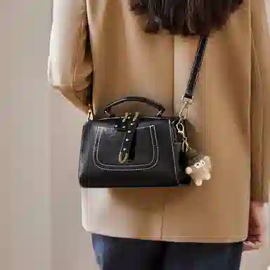 纳兰杜 包包女包高级感百搭潮流时尚简约通勤小众 牛皮拼合成革 波士顿包手提包单肩包斜挎包 中号 女款 棕色