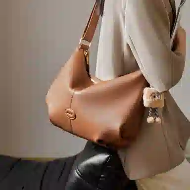 纳兰杜 大容量托特包韩系复古慵懒风休闲简约通勤时尚百搭 牛剖层革拼合成革 单肩斜挎包 大号 女款 焦糖棕/米白拼杏