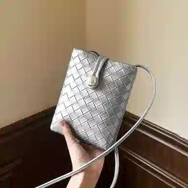 纳兰杜 通勤精致百搭小众 牛皮拼合成革 单肩斜挎手机包 女款 子夜黑/太空银
