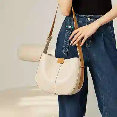 纳兰杜 复古大容量气质优雅时尚品牌小众 牛皮 水桶包单肩包 中号 女款 摩卡色/奶昔白