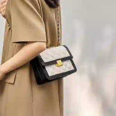 纳兰杜 时尚小众百搭高级感潮流 牛皮拼合成革 小方包单肩包 小号 女款 米白拼黑/米白拼杏色