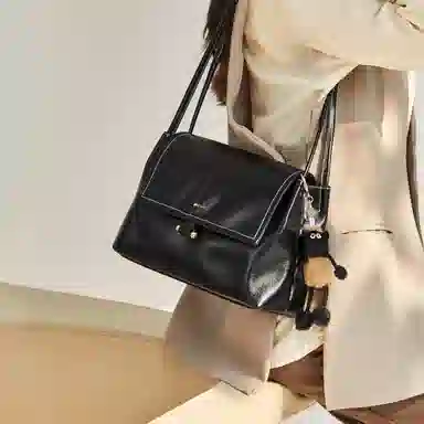 纳兰杜 高级感时尚单肩包百搭款大容量合成革通勤简约耐看腋下包牛皮斜挎单肩包 大号 女款 子夜黑/咖色