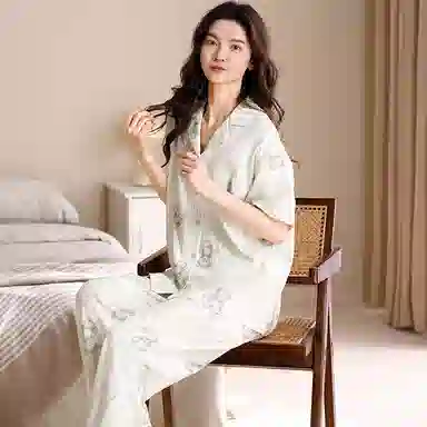 俏薇妮 柔软纯棉可爱小熊温馨翻领短袖家居服休闲宽松实用可外穿睡衣套装 女款 米白色