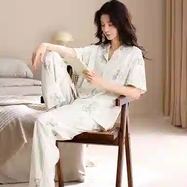 俏薇妮 柔软纯棉可爱小熊温馨翻领短袖家居服休闲宽松实用可外穿睡衣套装 女款 米白色