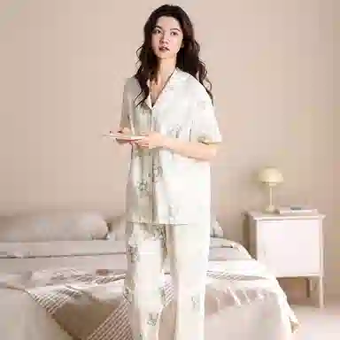 俏薇妮 柔软纯棉可爱小熊温馨翻领短袖家居服休闲宽松实用可外穿睡衣套装 女款 米白色