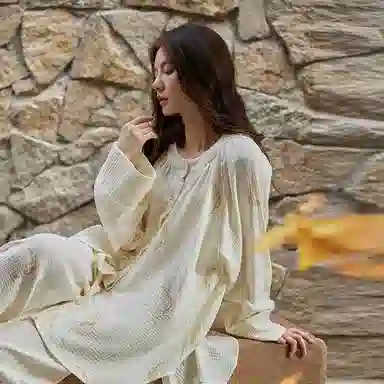 俏薇妮 简约可爱柔软带胸垫高级感长袖长裤休闲舒适可外穿家居服睡衣套装 女款 米白色