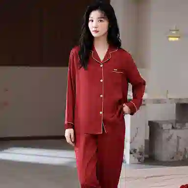 俏薇妮 简约纯色柔软喜庆冰丝时尚大气高级感长袖长裤家居服宽松舒适休闲透气可外穿春秋睡衣套装 女款 红色