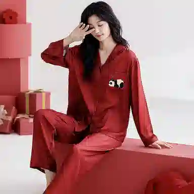 俏薇妮 简约纯色柔软喜庆冰丝古风高级感长袖长裤家居服宽松舒适休闲透气可外穿春秋睡衣套装 女款 红色