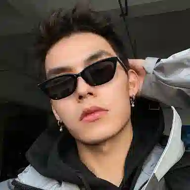 LASHION LOTI