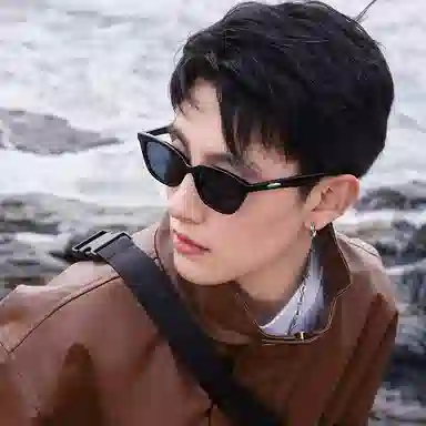 LASHION LOTI