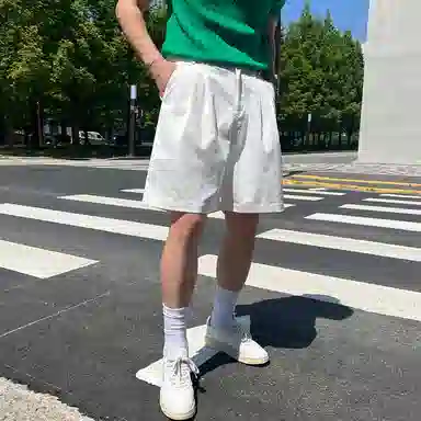 我是大卫 日系百搭轻薄透气高级感小众宽松五分裤休闲短裤 男女同款 白色