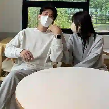 我是大卫 基础款纯色简约休闲打底时尚舒适圆领卫衣 男女同款