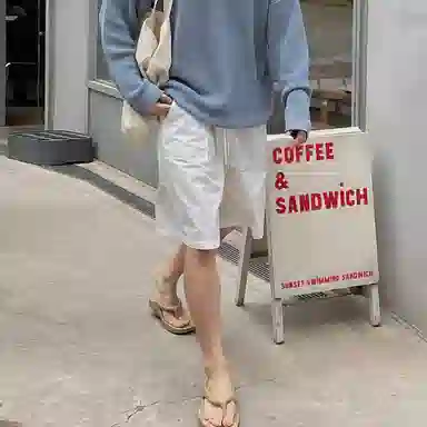 我是大卫 日系纯色薄款高级感直筒小众设计简约百搭宽松五分休闲短裤 男女同款 白色