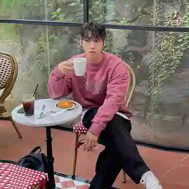 我是大卫 美式复古重磅圆领套头宽松休闲卫衣 男女同款 粉红色