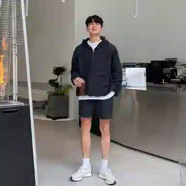 我是大卫 纯色简约半拉链设计连帽套头长袖上衣抽绳直筒短裤休闲运动套装 男女同款