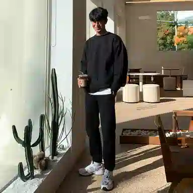 我是大卫 基础简约纯色系带韩系直筒宽松束脚休闲裤 男女同款