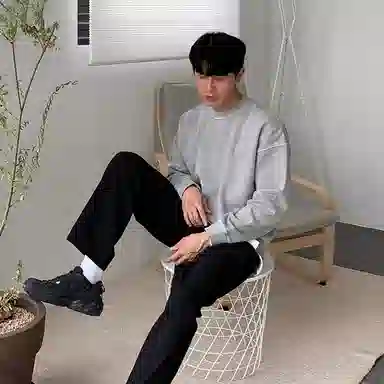 我是大卫 港风复古宽松圆领休闲纯色百搭长袖卫衣 男女同款