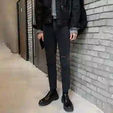 我是大卫 美式高街纯色做旧水洗不规则破洞设计牛仔裤 男女同款 黑色