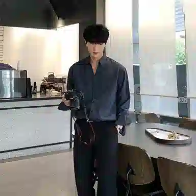 我是大卫 气质柔软亲肤透气轻商务通勤纯色尖领长袖衬衫 男女同款