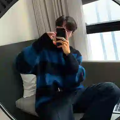 我是大卫 撞色条纹圆领套头宽松拼色基础款韩版针织衫 男女同款