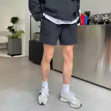 我是大卫 基础纯色百搭薄款抽绳直筒休闲短裤 男女同款