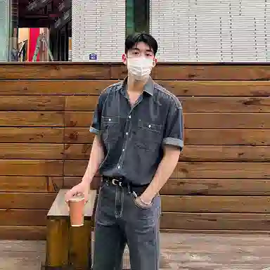 我是大卫 夏季宽松做旧高级感休闲牛仔衬衣韩版痞帅时尚短袖衬衫 男款