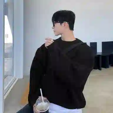 我是大卫 韩版基础款纯色休闲潮牌百搭圆领套头针织衫 男女同款