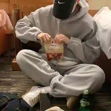 我是大卫 韩版简约纯色宽松连帽慵懒风基础款运动卫衣 男女同款