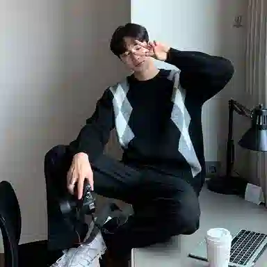 我是大卫 韩系拼色慵懒风宽松休闲针织衫 男女同款