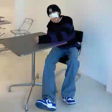 我是大卫 撞色不规则拼接宽松横条条纹落肩套头针织衫 男女同款