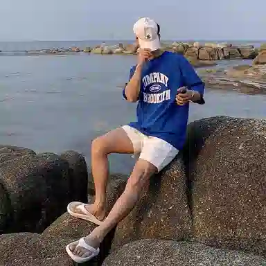 我是大卫 基础色简约纯色系带中腰分休闲短裤 男女同款