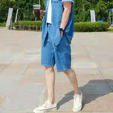 我是大卫 纯色高街潮流痞帅薄款中腰松紧时尚高级感五分牛仔短裤 男女同款 蓝色