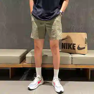 我是大卫 日系宽松直筒纯色休闲短裤 男款 军绿色