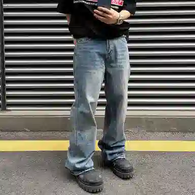 Wo Shi Da Wei Retro Loose Jeans