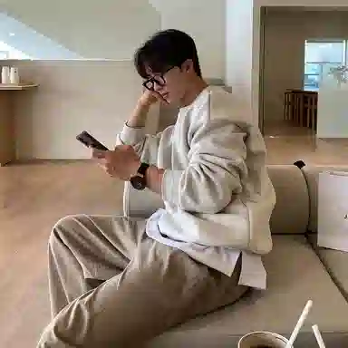 我是大卫 韩系简约风圆领套头休闲慵懒风时尚百搭卫衣 男女同款