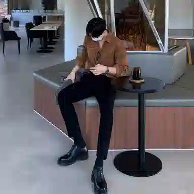 Wo Shi Da Wei Corduroy Shirt