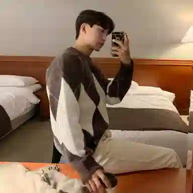 我是大卫 复古菱格基础款棋盘格撞色拼接不规则针织衫 男女同款