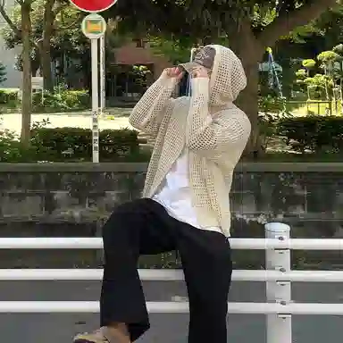 我是大卫 高级感慵懒风宽松镂空连帽长袖针织衫 男款 杏色