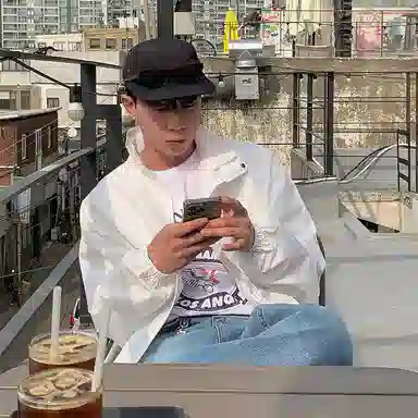 我是大卫 立领韩版高级感可收腰设计户外运动拉链夹克外套 男女同款