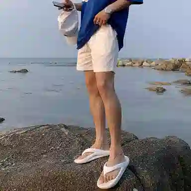 我是大卫 基础色简约纯色系带中腰分休闲短裤 男女同款