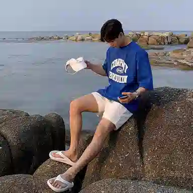 我是大卫 基础色简约纯色系带中腰分休闲短裤 男女同款