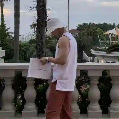 我是大卫 港风休闲宽松纯色开叉重磅健身无袖背心 男款 白色