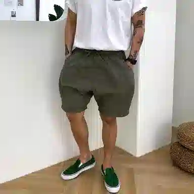 我是大卫 日系复古休闲灯笼裤子夏季韩版潮流时尚工装短裤 男款 军绿色