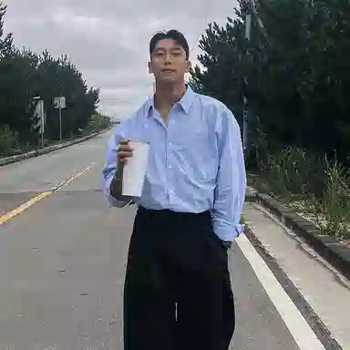 我是大卫 时尚翻领宽松阔版小众轻薄防晒外套长袖衬衫 男女同款 蓝色条纹