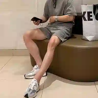 我是大卫 纯色基础百搭抽绳直筒休闲短裤 男女同款 深灰色